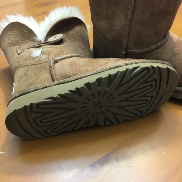 Uggs Bailey size 11 - Picture 2 of 5